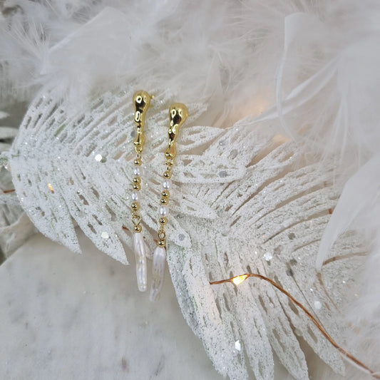 Boucles d’Oreilles Pearl Cascade Elegance - Élégance en Perles.