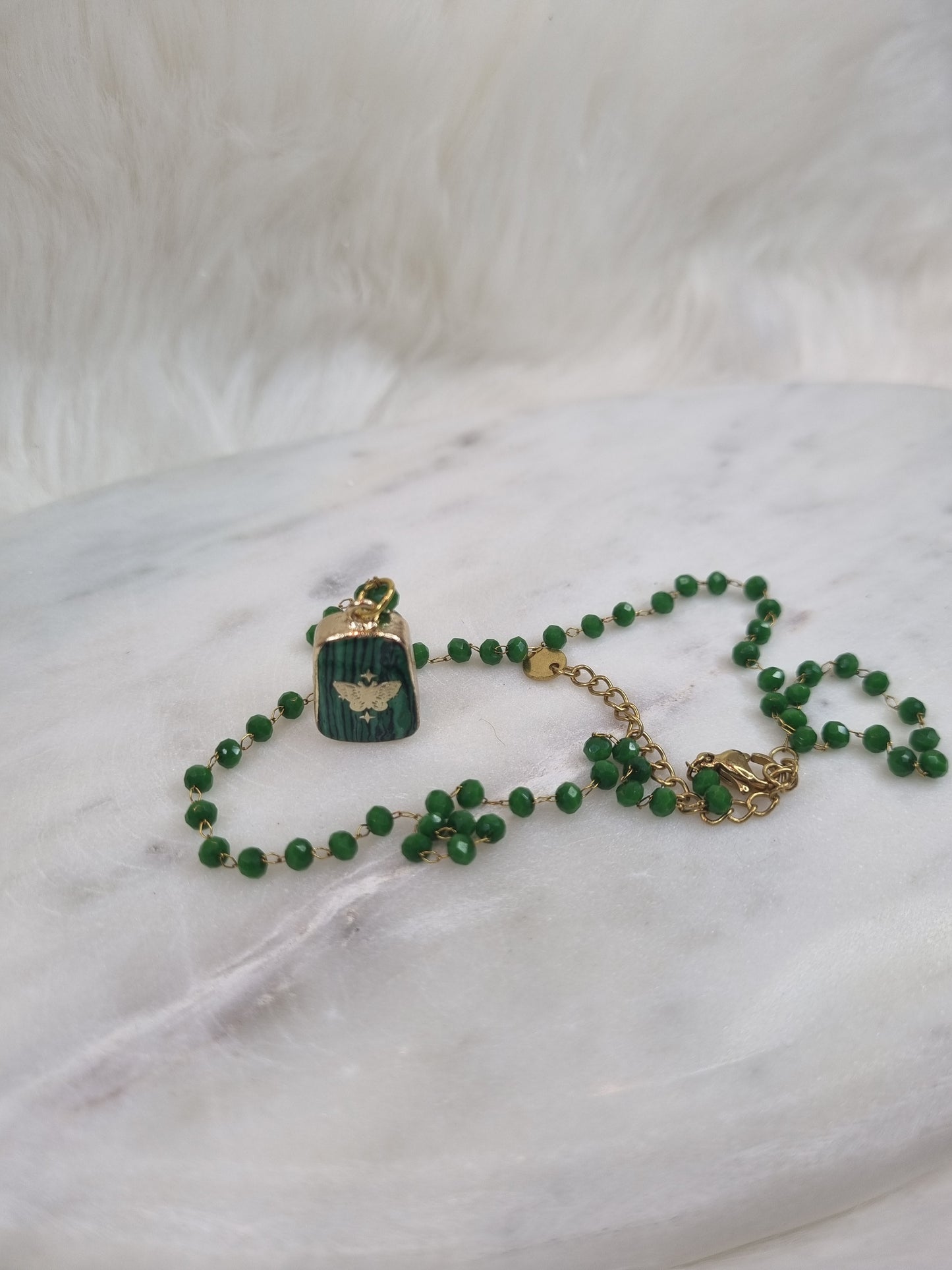 Collier Éclat de Malachite - Opulence et Sophistication