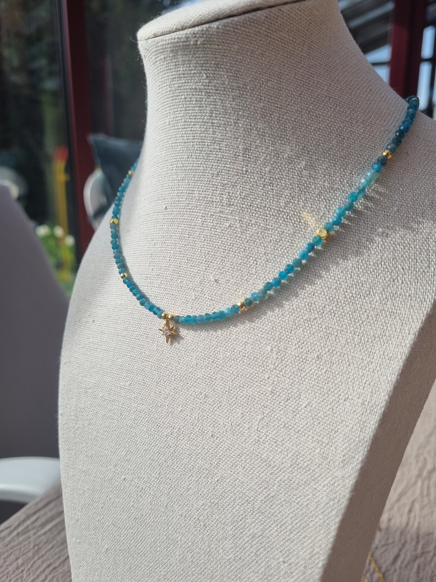 Collier Azure Éclatant - Élégance en Turquoise