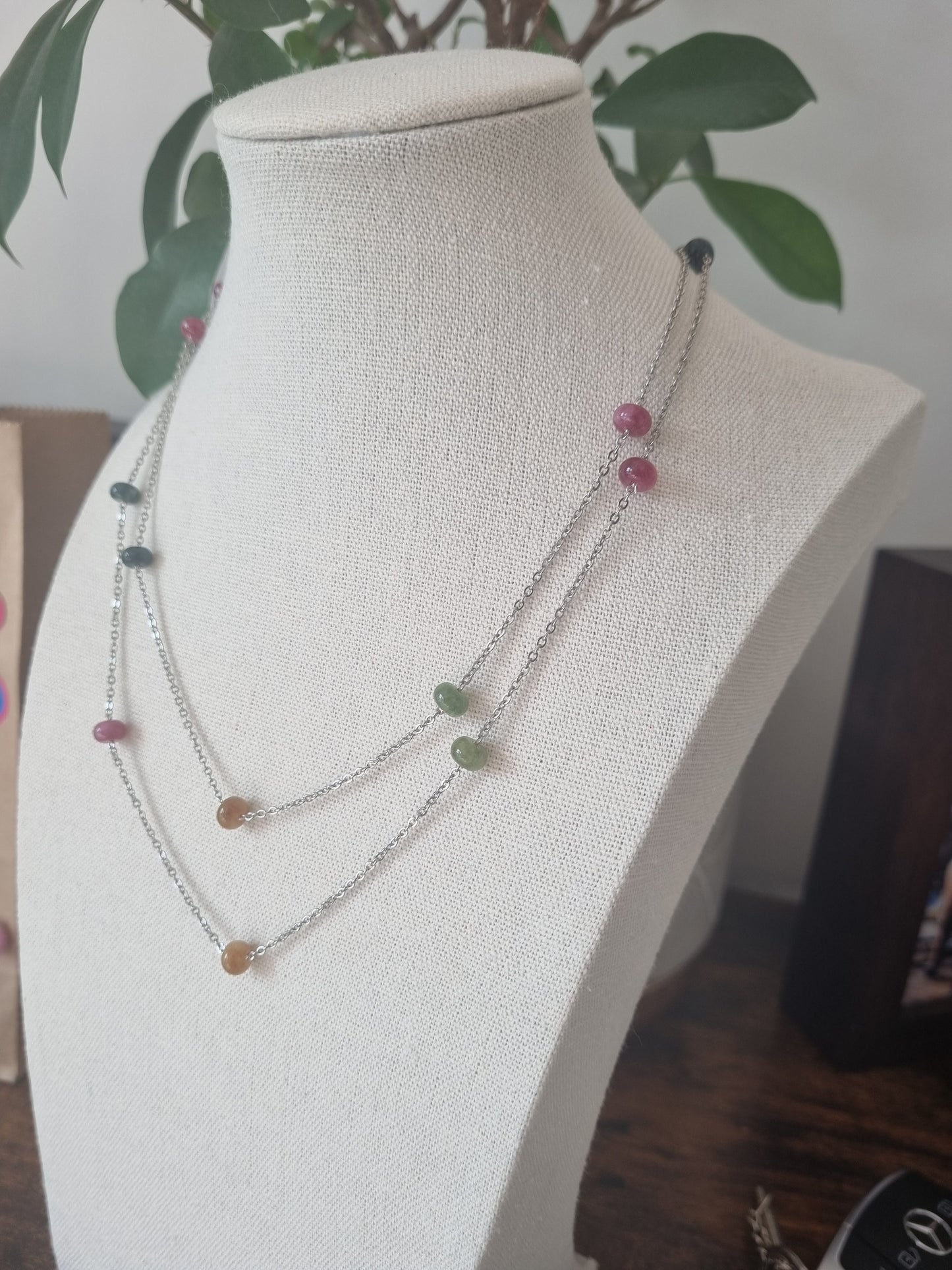 Collier Bali Argenté - Élégance et Couleur